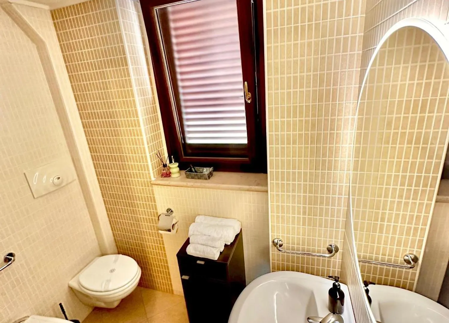 Suite Amare Luxury Apartment Bari 0*,  Italia